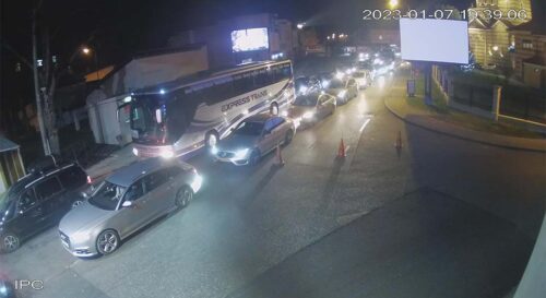 DIJASPORA POŠLA KUĆI Groznica subotnje večeri i gužve na granici, pojačana frekvencija vozila na izlazu iz BiH