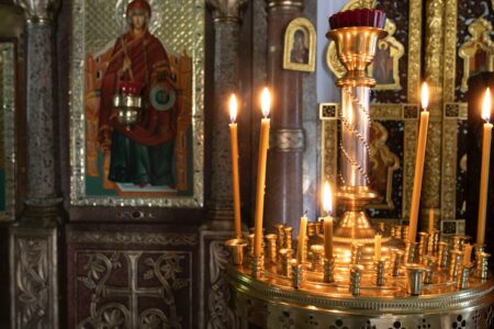 NJEMU JE POSVEĆENO JEDNO OD NAJDIRLJIVIJIH PISAMA Srpska pravoslavna crkva danas slavi Svetog apostola Onisima