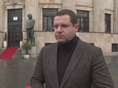 „ŽAO MI JE ŠTO I MI NJEGA NE MOŽEMO SUSPENDOVATI“ Stevandić: Srpska će primjenjivati što donese Parlament, a ne Šmit