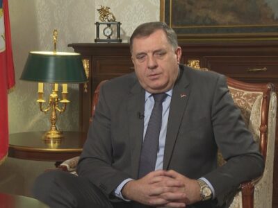 „NAŠE MISLI I MOLITVE SU S VAMA“ Dodik uputio saučešće predsjednici Grčke