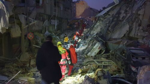 CRNE BROJKE I DALJE RASTU Iz UN poručuju da bi broj žrtava zemljotresa mogao biti dvostruko veći