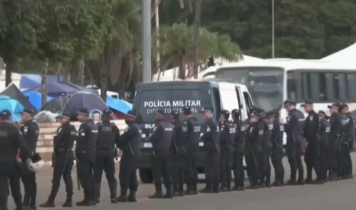 HAOS NA ULICAMA BRAZILA U nizu gradova došlo do nereda jer članovima bandi u zatvorima nije dopušten TV