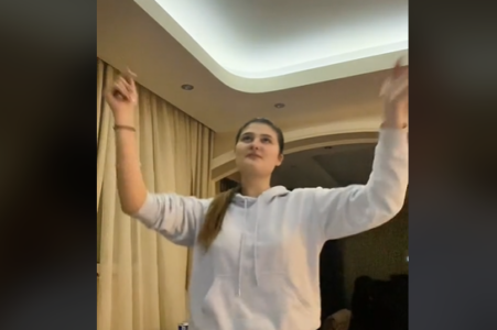 Janina kćerka plesom napravila pometnju na mrežama (VIDEO)