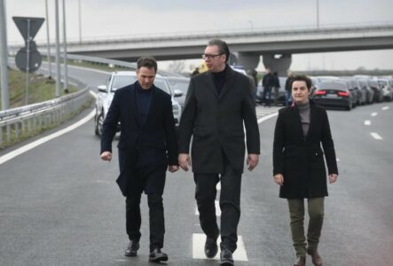 PREDSJEDNIK SRBIJE SAOPŠTIO DOBRE VIJESTI Vučić: Pokrećemo nove velike investicije u puteve