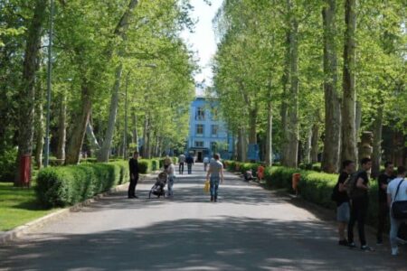 NAJAVLJENI NOVI PROJEKTI Gajanin: „Planiramo da svi fakulteti budu smješteni u Univerzitetskom gradu“