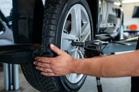 Jeste li se zapitali čemu služe „dlačice“ na automobilskoj gumi?