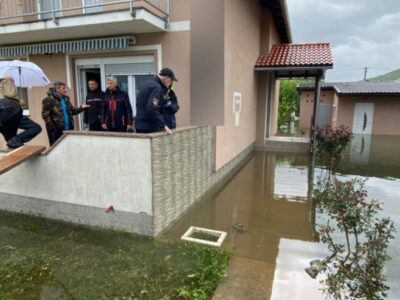Božinović o poplavama: Situacija ozbiljna, potrebno sistemsko rješenje (FOTO)