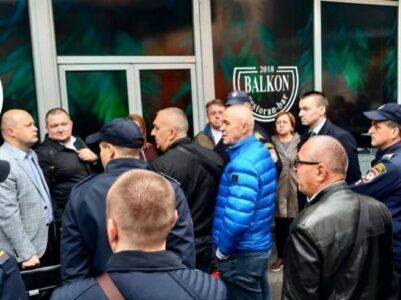 POPIS IMOVINE U TOKU Policija od Milakovića preuzela “Balkon” (FOTO/VIDEO)
