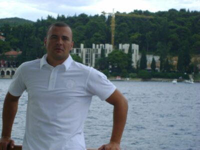 Oglasio se hapšeni odbornik Ujedinjene Srpske: Mene je napala porodica moje žene, ja sam se branio (FOTO)