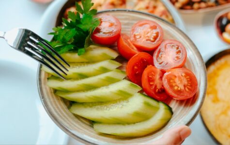 Kombinujete krastavac i paradajz u salati? Evo šta nutricionisti misle o tome