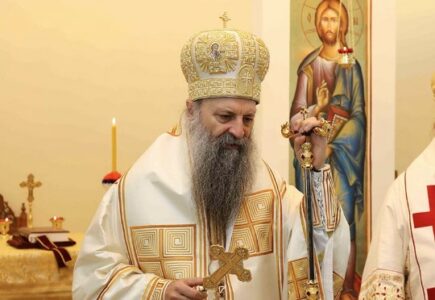 Patrijarh uputio poruku podrške srpskom narodu na KiM