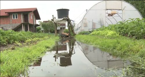 POSLJEDICE NEVREMENA Propali usjevi, poplavljene parcele, neprohodni putevi u Priječanima