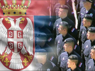 HAPŠENJE U SOMBORU Zapalio zastavu Srbije tokom Dana žalosti i pobjegao
