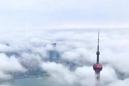 LUKSUZ U OBLACIMA: Najviši restoran na svijetu nalazi se u hotelu u Šangaju