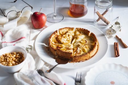 Napravite čuvenu američku pitu sa jabukama: Recept nije komplikovan, a ukućani će se oduševiti