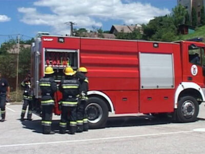 U požaru u Vlasenici stradala jedna osoba