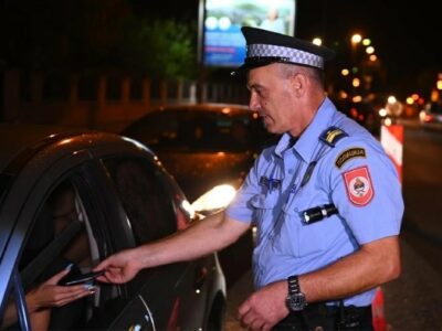 POLICIJA SRSPKE NA ULICAMA Oduzeta 102 vozila, rekorder Prijedorčanin sa neplaćenih 57.000 KM kazni