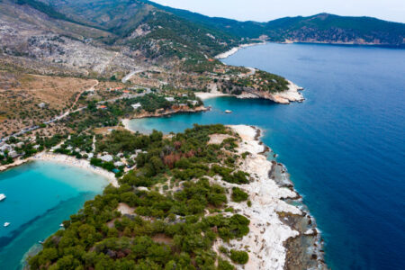 LJETO DOČEKAJTE SPREMNI Grčka uvodi nova pravila na plažama: Еvo šta to znači za turiste!