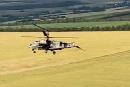 Udarni ruski helikopter ostao bez motora i repa, a vratio se u bazu (VIDEO)