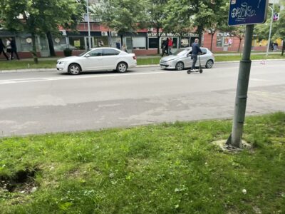 SAOBRAĆAJKA U BANJALUCI U sudaru učestvovala dva automobila, policija na terenu (FOTO)