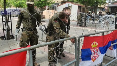 Počelo povlačenje tzv. kosovske policije iz opštinskih zgrada na sjeveru KiM