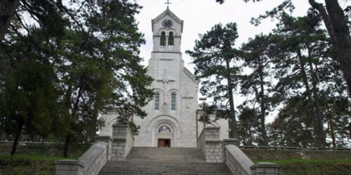 Za rekonstrukciju Crkve Svetog Vasilija Ostroškog u Nikšiću 220.000 evra