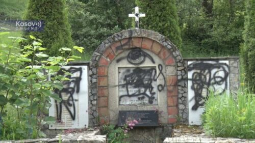 Jevtić nakon vandalskog čina: Spomenik oštećen udaracima tupim predmetom, kome smetaju srpske žrtve fašizma (FOTO)