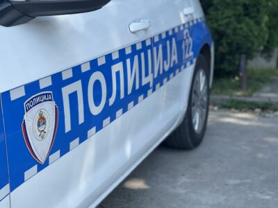 Nesreća kod Kotor Varoša: Mladić (19) „golfom“ sletio sa puta i poginuo na mjestu