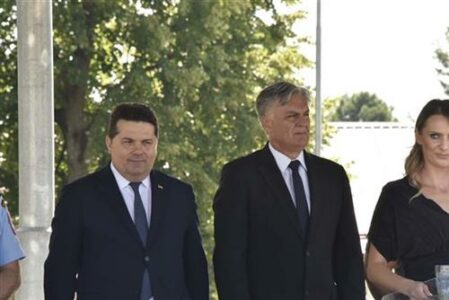 STEVANDIĆ NA PROMOCIJI KADETA: Srpska će trajati dok mladi čuvaju njenu tradiciju i vrijednost
