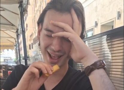 Šokirao ih ručak u Rimu: Mladić naručio hamburger, ono što su mu poslužili ostavilo ga bez teksta (VIDEO)