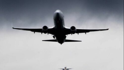 NESVAKIDAŠNJA SITUACIJA U JAPANU Putnik ugrizao stjuardesu, avion se vratio na aerodrom