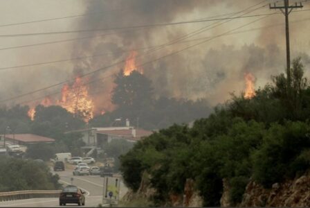 Na Rodosu se vatrogasci peti dan bore sa požarom
