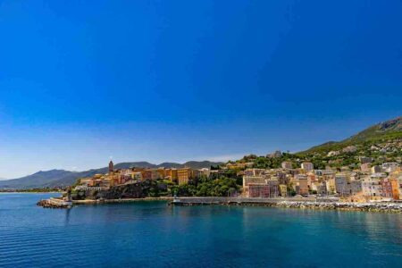 PRIMAMLJIVA PONUDA Italija nudi novac i kuću ko se preseli na Sardiniju