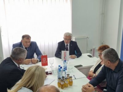„IMOVINA IZMIŠLJEN PROBLEM“ Dodik-Čubrilović: Front odbrane Srpske jak i jedinstven