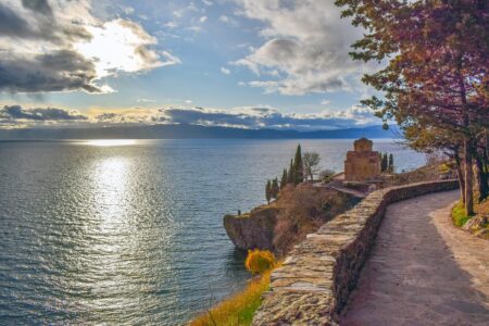 Tajnovito naselje na dnu Ohridskog jezera: Postavili su 100.000 odbrambenih šiljaka