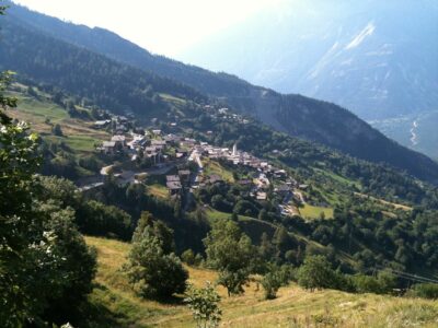 UZ DVA USLOVA  Selo u Švajcarskoj nudi 50 hiljada evra za doseljenje