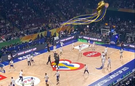 „AUF VIEDERSEHEN“ NIJEMCI! Pogledajte kako srpski navijači pale atmosferu na meču (VIDEO)