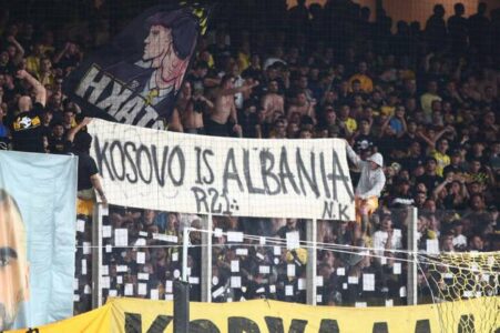 FK AEK IZDAO SAOPŠTENJE Nakon transparenta „Kosovo je Albanija“ (FOTO)