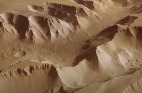 Objavljen nevjerovatan snimak površine Marsa (VIDEO)