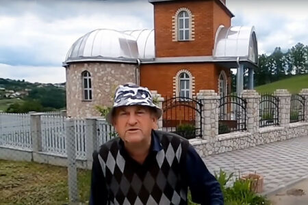 NA OTVARANJU BILO 300 ZVANICA Risto iz Vrusnice kod Lopara sazidao vječnu kuću vrijednu 240.000 KM (VIDEO)