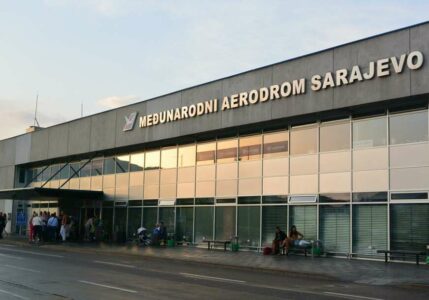 ZBOG OLUJNOG VJETRA Otkazani letovi sa sarajevskog aerodroma