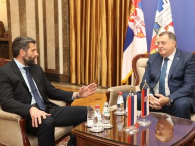 Dodik se sastao sa Šapićem u Beogradu (FOTO)