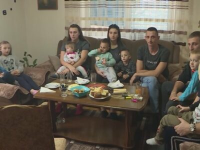 Gdje čeljad nije bijesna, kuća nije tijesna: 14 članova porodice Sušić srećni pod istim krovom (VIDEO)