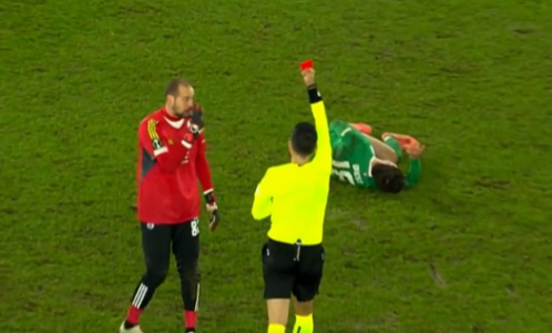 NEPROMIŠLJEN POTEZ Milan Borjan dobio direktan crveni karton nakon oštrog starta