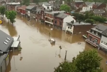 Ogromne poplave pogodile Holandiju, uvedeno stanje pripravnosti
