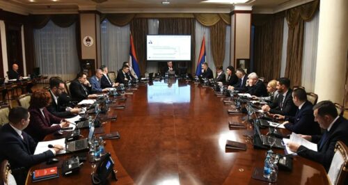 VLADA ĆE PRESUDITI Danas odluka o najnižoj plati u Republici Srpskoj