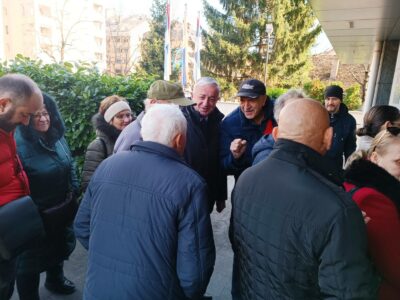 (FOTO) Borenović nakon glasanja za ALOonline: Razgovarao sam sa sugrađanima, svi žele da naša matica uvijek bude jaka