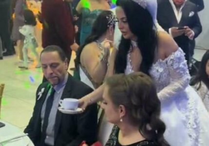 ZA KAFU 100 EVRA Ljuba Aličić pjevao na svadbi, okitili ga parama, a jedan običaj je sve šokirao (VIDEO)