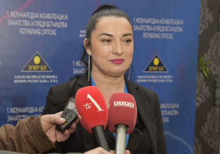 „IZMJENE U ZAKONU NEOPHODNE“ Mali preduzetnici i dalje u problemu: Arsićeva za ALOonline otkrila šta traže od Vlade Srpske i Ministarstva finansija