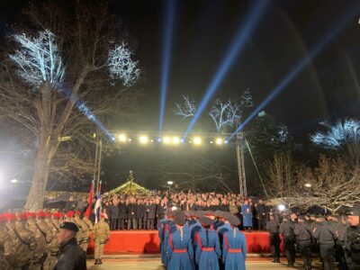 SNAŽNA PORUKA ZA KRAJ Himne Srpske i Srbije završile svečani defile (FOTO/VIDEO)
